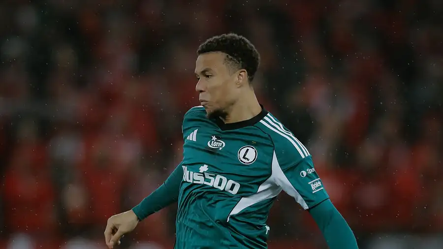 Legia Warszawa remisuje z Widzewem 1:1