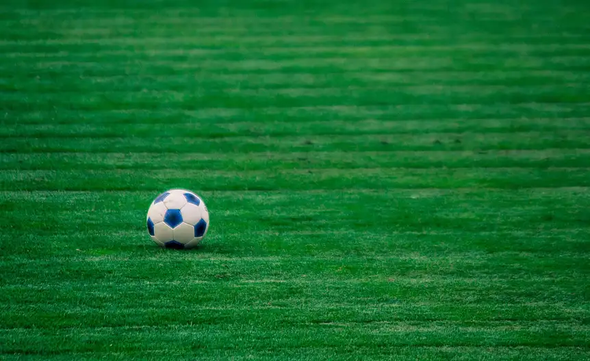 The ball 4021499 1280