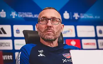 Legia triumfuje w dramatycznym meczu z Widzewem